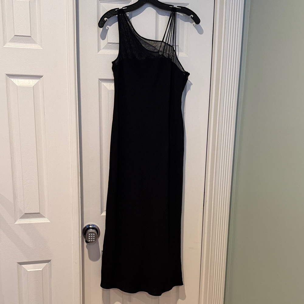 Evan Picone Black One Shoulder Dress